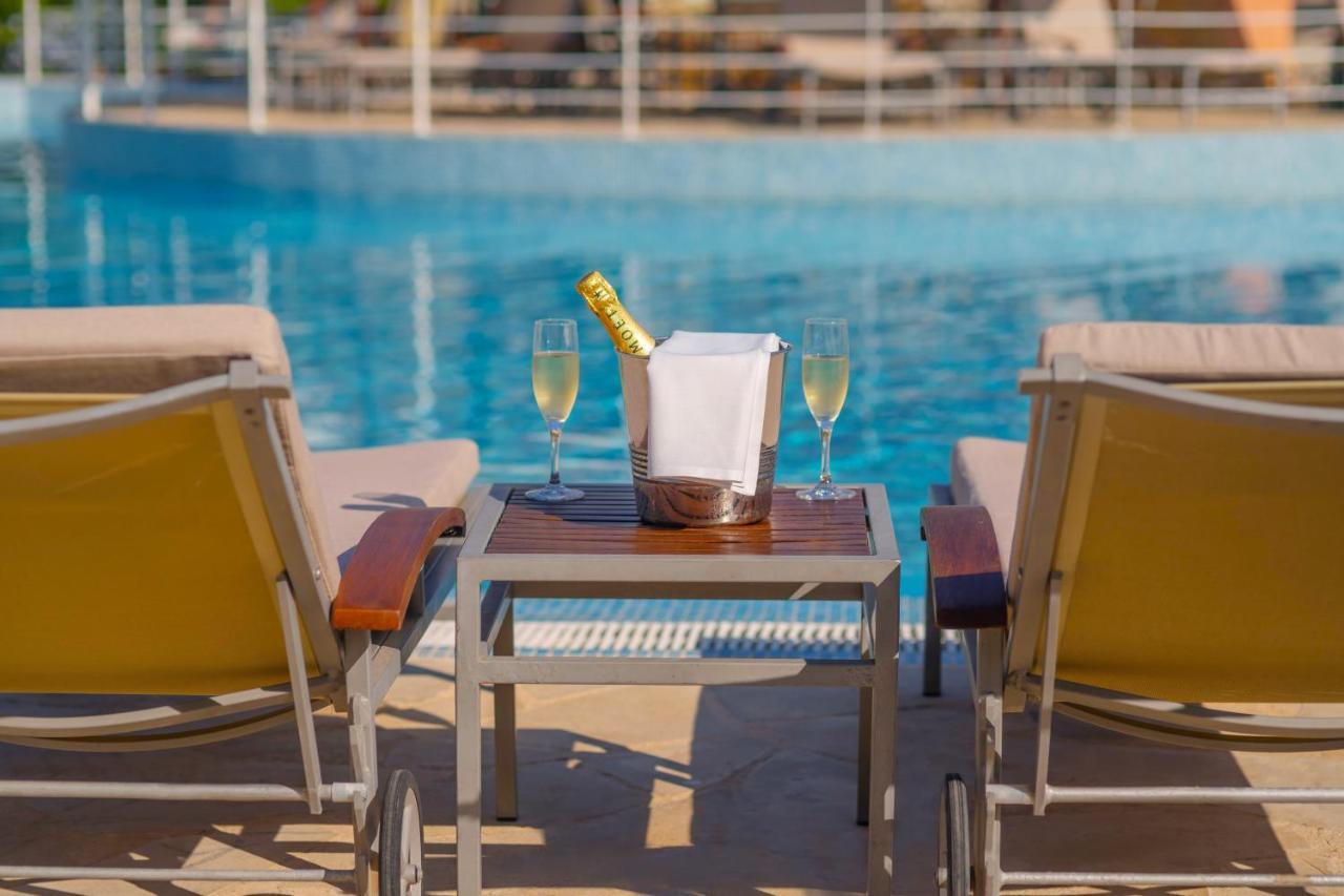 Hotel La Quinta Menorca By Portblue Boutique - Adults Only Son Xoriguer Exterior foto